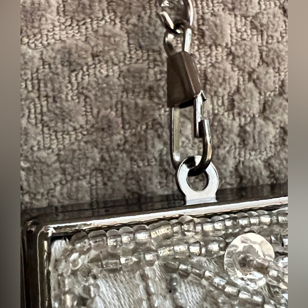 NWOT Silver Beaded Evening Bag - Picture 4 of 7